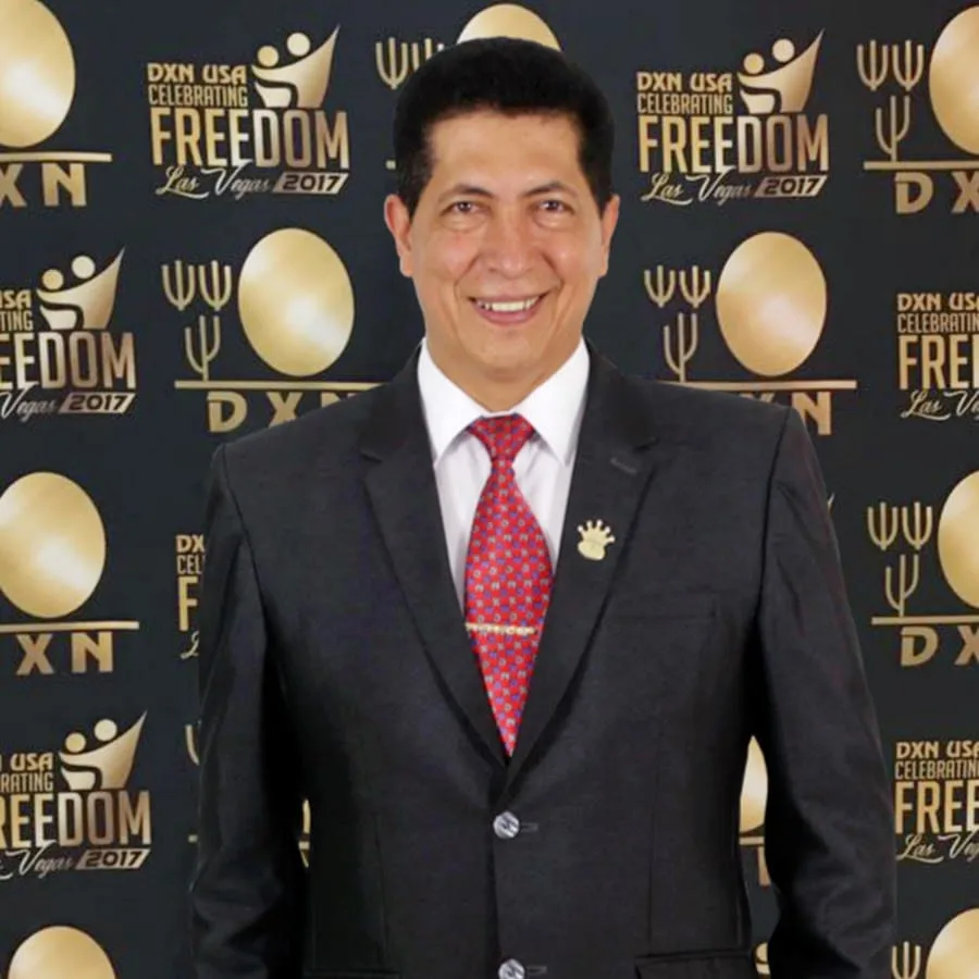 Embajador Corona de DXN